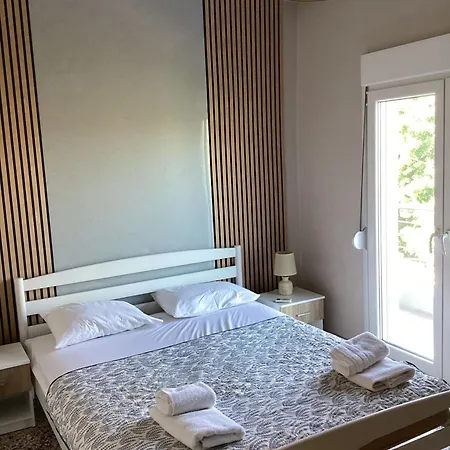Appartamento Panos House *